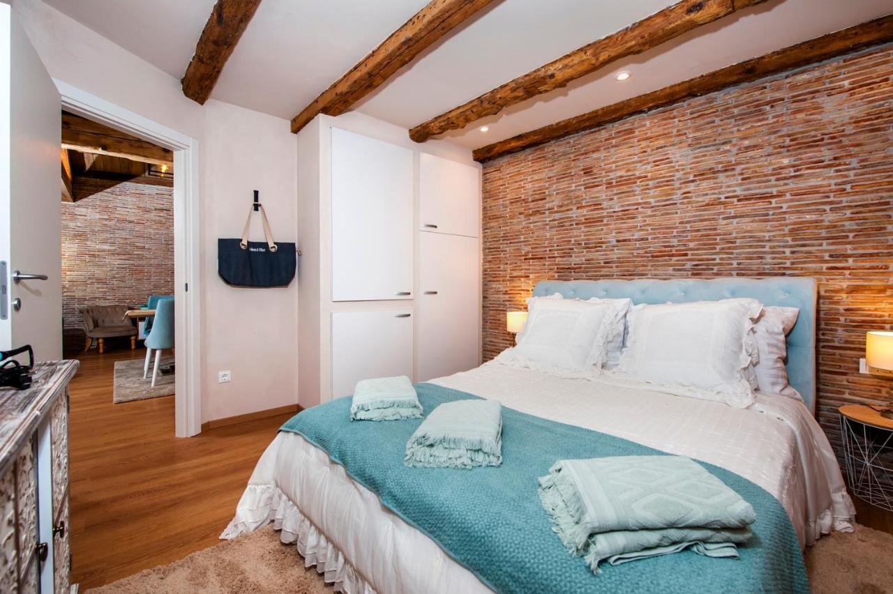 Apartments Casa De Amicis Rovinj Bagian luar foto