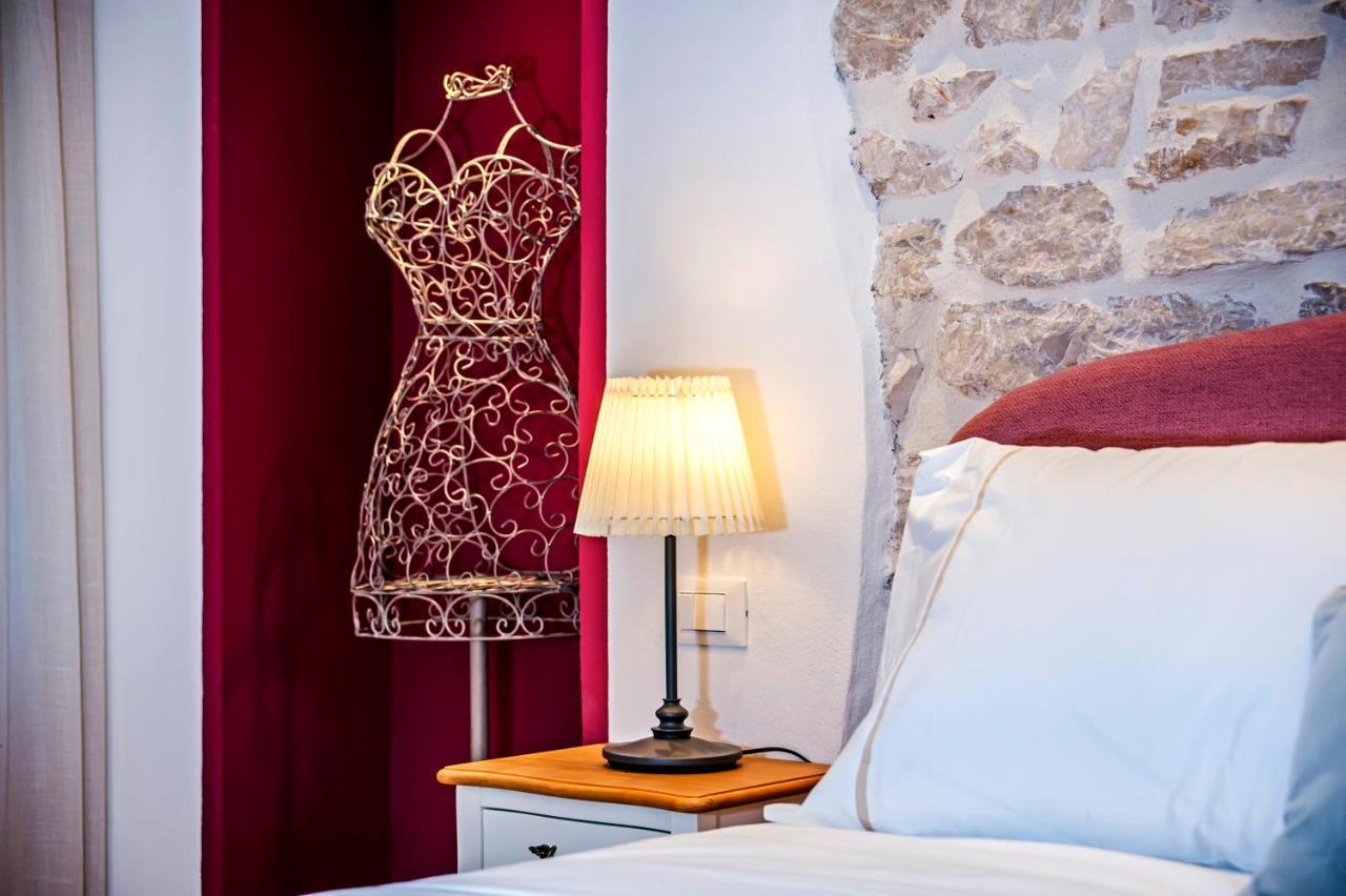 Apartments Casa De Amicis Rovinj Bagian luar foto