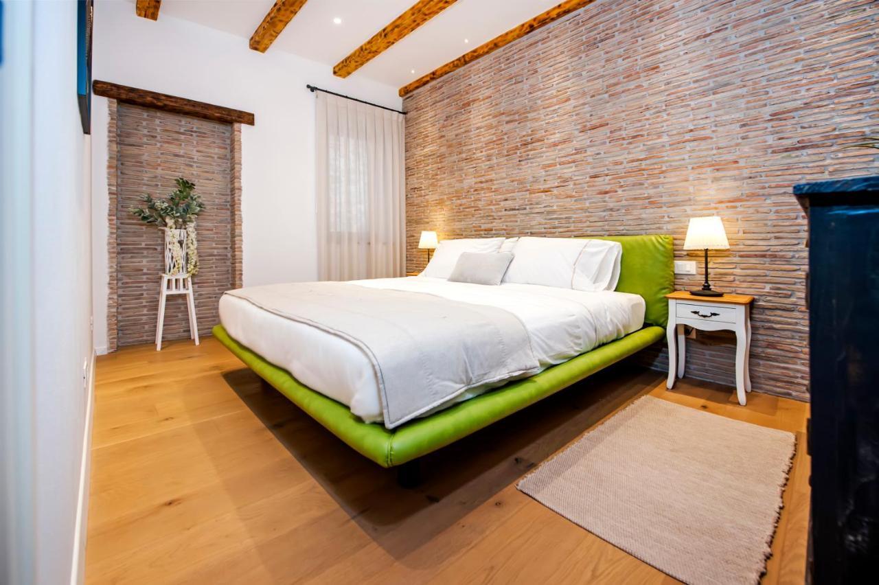 Apartments Casa De Amicis Rovinj Bagian luar foto